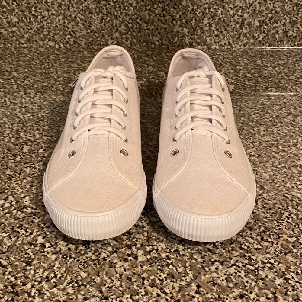 Women’s Hurley Sneakers - Picture 2 of 4